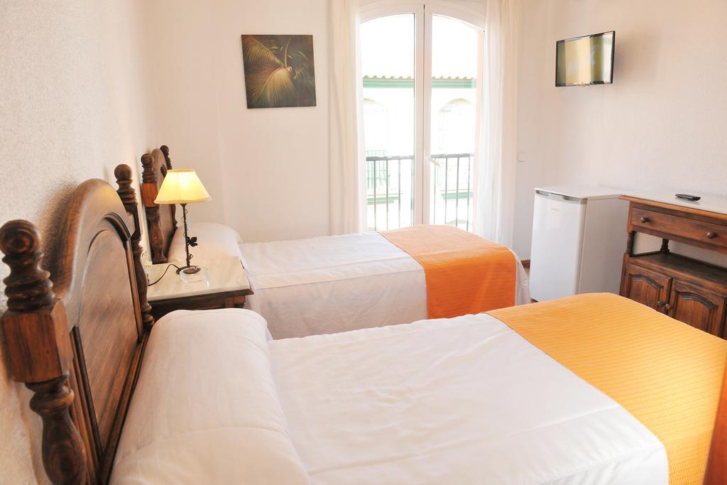 Hostal Puerto Lepe Zimmer foto